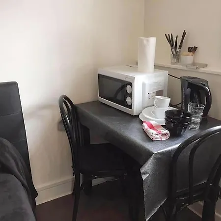 Votre Chambre Au Calme, A Au 4eme Etage *