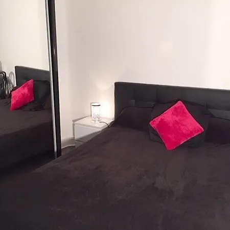 Votre Chambre Au Calme, A Au 4eme Etage Lourdes